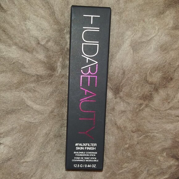 NIB Huda Beauty #Fauxfilter Skin Finish Foundation Stick .44oz Macchiato 400G - Picture 1 of 5